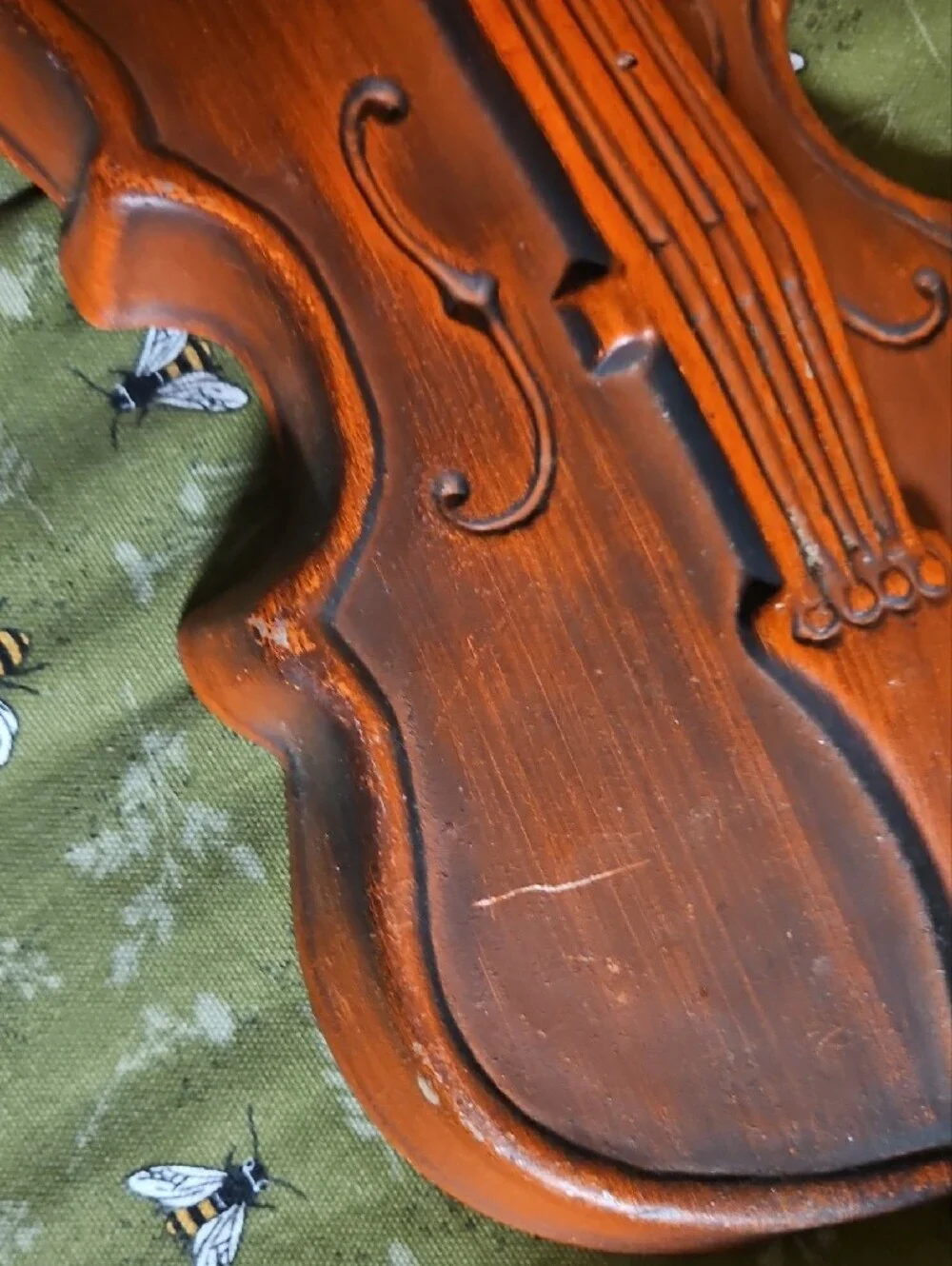 Vintage MCM Royal Cast Metal Violin & Mandolin Wall Art Plaques 2pc Set